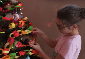 Ubieranie choinki.
