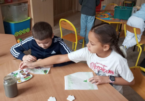 Kreatywne prace o tematyce świątecznej.