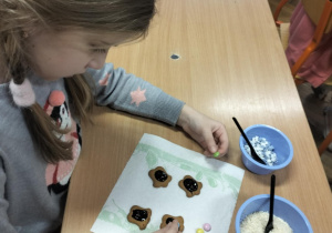 "Przygotowania do Świąt"_dekoracja i degustacja pierników.