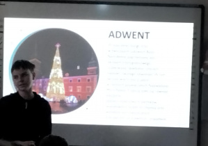 "Przygotowania do Świąt"_fragment prezentacji w wykonaniu uczniów klasy 7b.