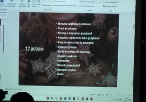 "Przygotowania do Świąt"_fragment prezentacji w wykonaniu uczniów klasy 7b.