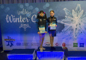 Zawody łyżwiarstwa figurowego Walley Winter Cup_Zuzanna Mucha (VIII m-ce) i Matylda Drelich (III m-ce).