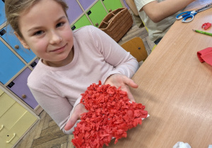 Dzień Babci i Dziadka_projektowo w klasie 1a_twórcze prace pierwszaków.