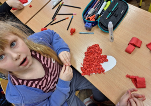 Dzień Babci i Dziadka_projektowo w klasie 1a_twórcze prace pierwszaków.