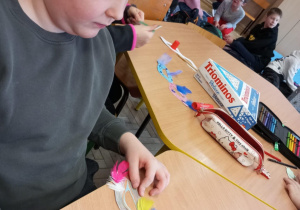 Maski karnawałowe_podsumowanie karnawału_praca świetliczaków.