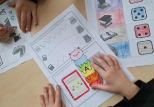 "Ciekawostki moli książkowych"_klasa 1a z wizytą w Wojewódzkiej Bibliotece Publicznej_karty pracy oraz zakładki.