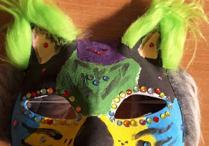 "Maska Karnawałowa"_3 m-ce w kategorii klas pierwszych.