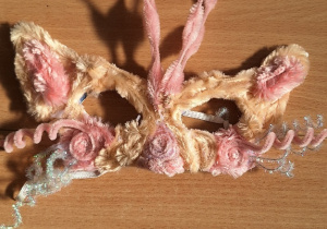 "Maska Karnawałowa"_1 m-ce w kategorii klas trzecich.