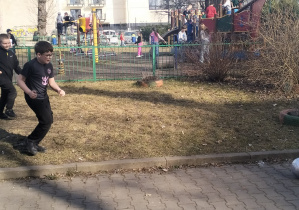 Aktywności świetliczaków, czyli dla każdego coś dobrego:)_aktywność na świeżym powietrzu.