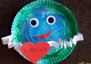 „Ziemia – błękitna planeta”_zajęcia tematyczne w świetlicy szkolnej_praca plastyczna.