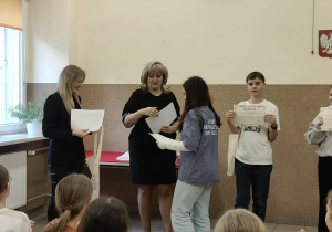 "Czy umiesz mówić po polsku?"_konkurs językowy z okazji Dnia Języka Ojczystego_wręczenie dyplomów i nagród.