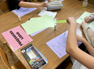 Kreatywne podsumowanie lektury w klasie 4a.