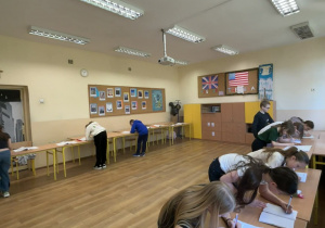 Dyktando biegane w klasie 4a.