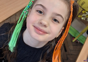 Wiosenna akcja "Dzień zwariowanej wiosennej fryzury"_klasa 1a.