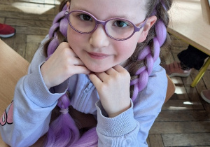 Wiosenna akcja "Dzień zwariowanej wiosennej fryzury"_klasa 1a.