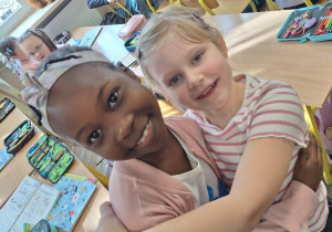 Wiosenna akcja "Dzień zwariowanej wiosennej fryzury"_klasa 1a.