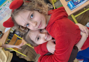 Wiosenna akcja "Dzień zwariowanej wiosennej fryzury"_klasa 1a.