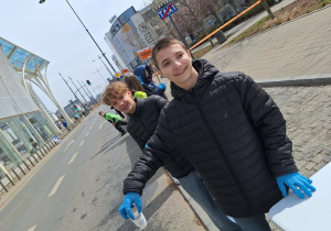 DOZ Maraton Łódź i szkolny sektor kibicowania.