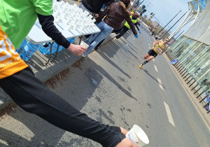 DOZ Maraton Łódź i szkolny sektor kibicowania.