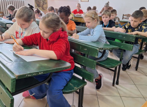 Sentymentalna podróż w czasie_klasa 1a w Muzeum Oświaty Ziemi Łódzkiej.