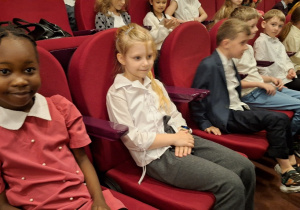 Klasa 1a z wizytą w Teatrze Wielkim_spektakl "Jaś i Małgosia".