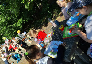 Ogólnopolskie akcje: "Dzień Pustej Klasy" i "Jak nie czytam, jak czytam"_klasa 1a.