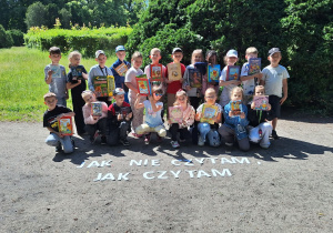 Ogólnopolskie akcje: "Dzień Pustej Klasy" i "Jak nie czytam, jak czytam"_klasa 1a.