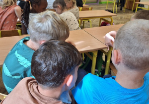 Moc "Kostek opowieści", czyli klasa 2a i nauka przez zabawę.