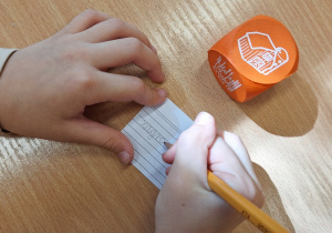 Moc "Kostek opowieści", czyli klasa 2a i nauka przez zabawę.
