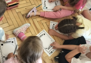 Dzień Kropki w świetlicy szkolnej_twórcze prace plastyczne.