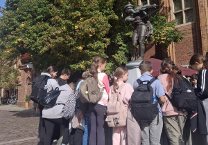 Toruń zachwyca, czyli klasy: 4a, 4b i 8a na historycznym szlaku.