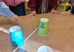 Uważność w formacie 3D, czyli klasa 2a i lekcja koncentracji.