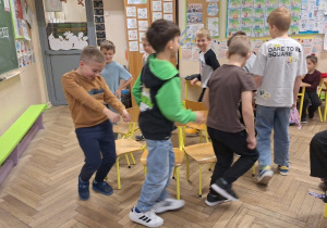 Dzień Dziewczyny_uważne relacje w klasie 2a.