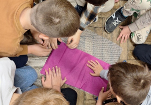 Dzień Dziewczyny_uważne relacje w klasie 2a.