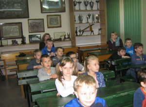 Zajęcia czytelnicze klasy IIC w Wojewódzkiej Bibliotece Pedagogicznej