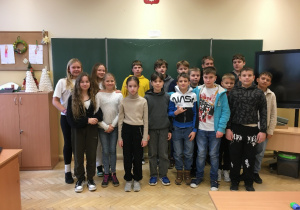 Klasa 5b w swojej pracowni nr 17.